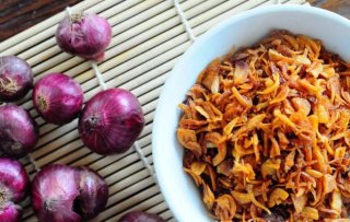 Tai hại khôn lường khi ăn hành phi kém chất lượng