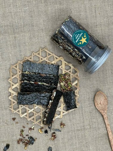Thanh gạo lứt rong biển Nhật mix các loại hạt
